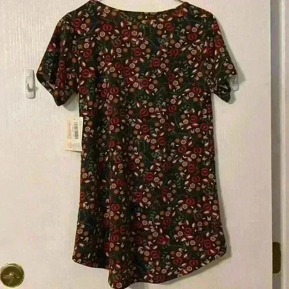 💚 3/$15 New LuLaRoe XS Classic T-Shirt - Picture 7 of 7